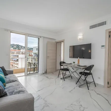 Apartamento Le Clos Des Caleches By Interhome *