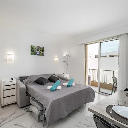 Le Clos Des Caleches By Interhome Apartamento Cannes